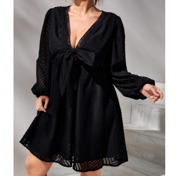 Plus size luxe lace trim knot front lantern sleeve dress - Picture 11 of 16